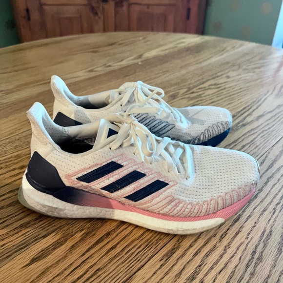 Adidas women solarboost running shoes size 7 - Picture 3 of 4